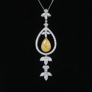 Fancy Diamond Jewelry Pendant