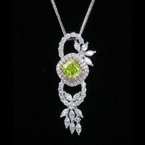 Fancy Diamond Jewelry Pendant