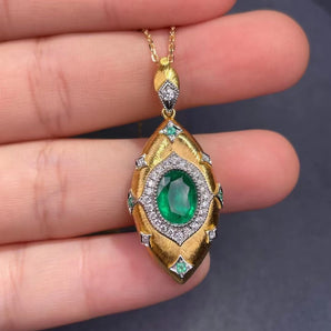 Customized Emerald Jewelry Pendant