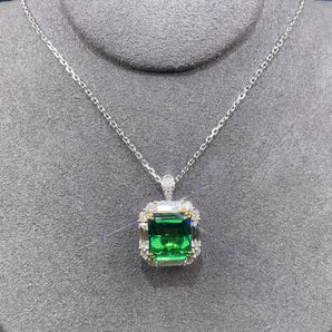 Customized Emerald Jewelry Pendant