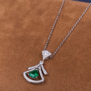 Customized Emerald Jewelry Pendant